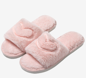 Simple soft pink plush slippers- Implementer